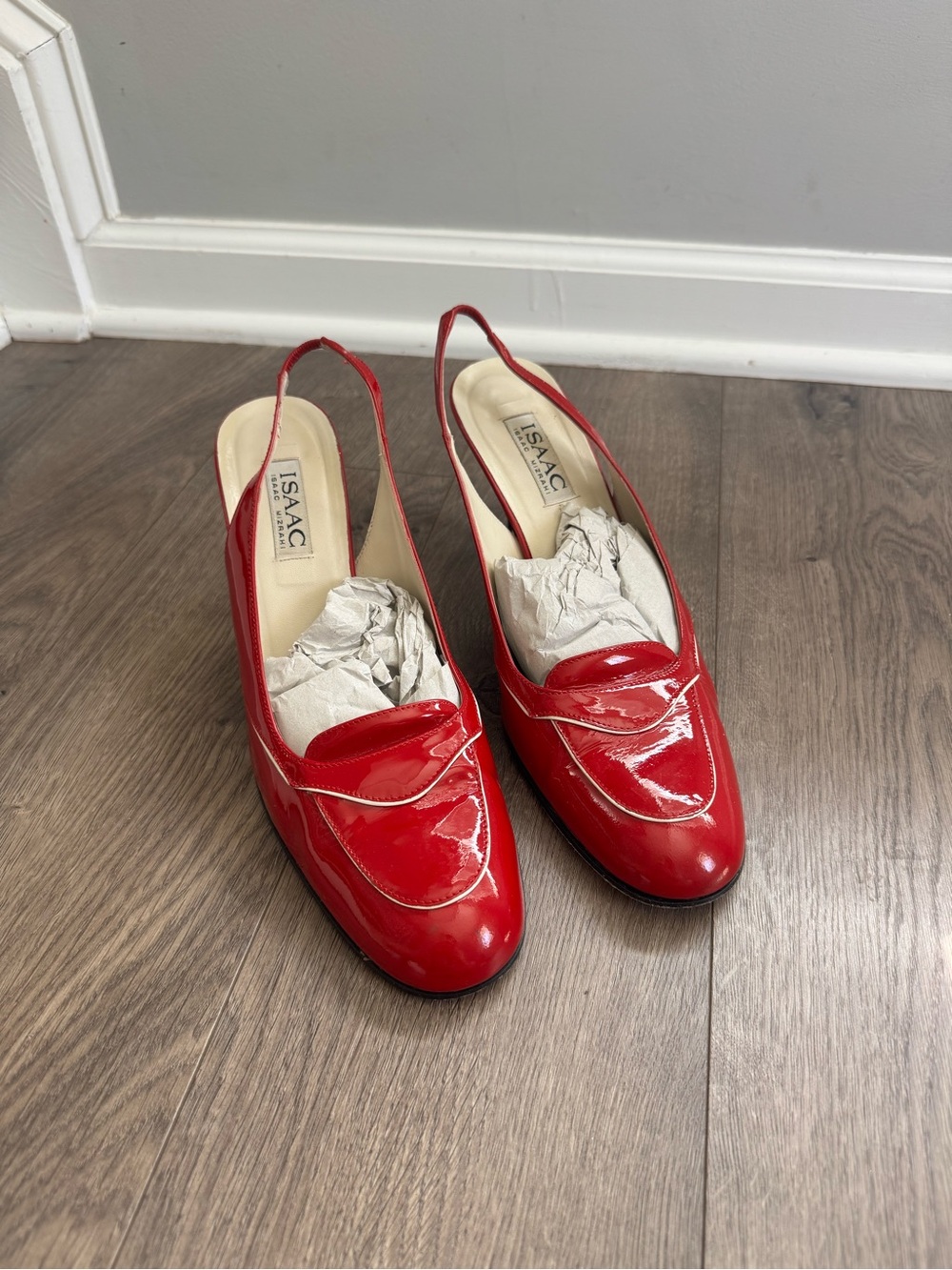 Isaac Mizrahi Red Patent Leather Slingback Heels Size 10.5 Made in Italy